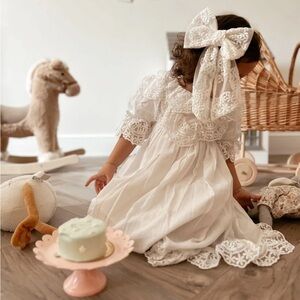 Petite Maison Kids Katherine Lace Hairbow